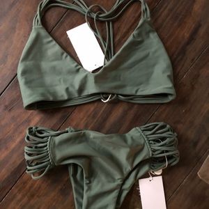 NWT Mikoh Ulutwau Top + Perth bottom in Jungle